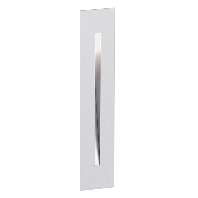 REQ – SEGNAPASSO VERTICALE BIANCO LED 3,5W 20° IP20 3000K CRI90